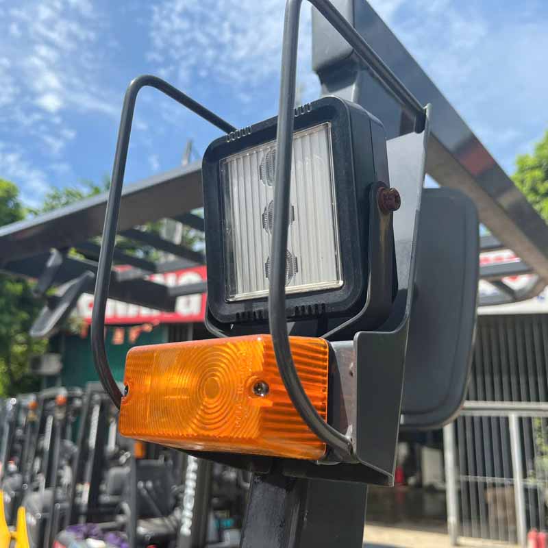 NICHIYU 2.5 TẤN (Xe 2018. Bình Hitachi 2018) FB25PN-77-500MCSSF-241C-14915