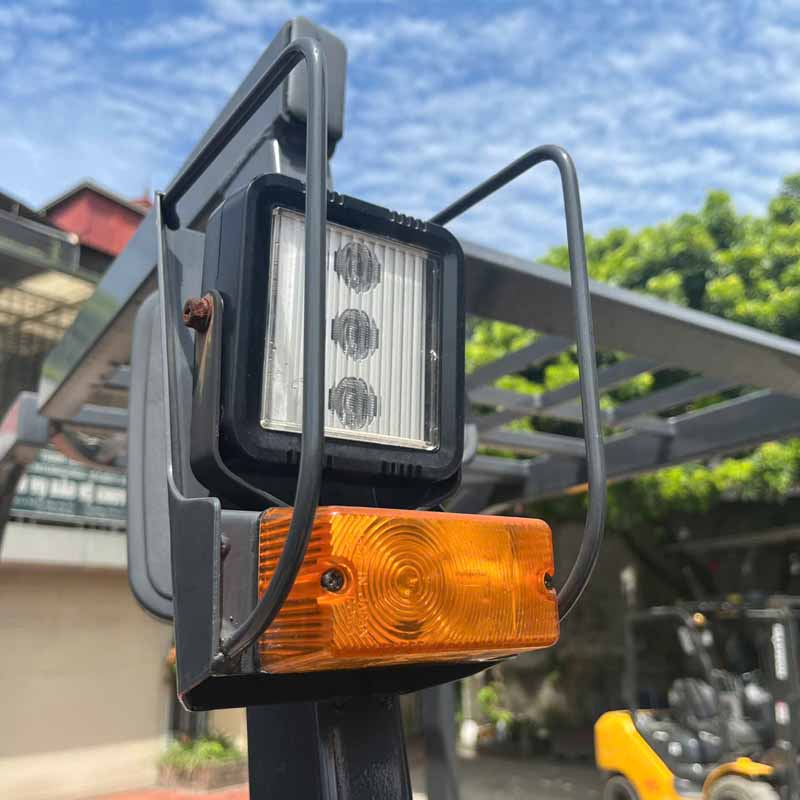 NICHIYU 2.5 TẤN (Xe 2018. Bình Hitachi 2018) FB25PN-77-500MCSSF-241C-14915