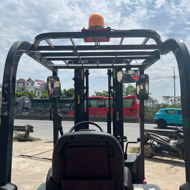 NICHIYU 2.5 TẤN (Xe 2018. Bình Hitachi 2018) FB25PN-77-500MCSSF-241C-14915