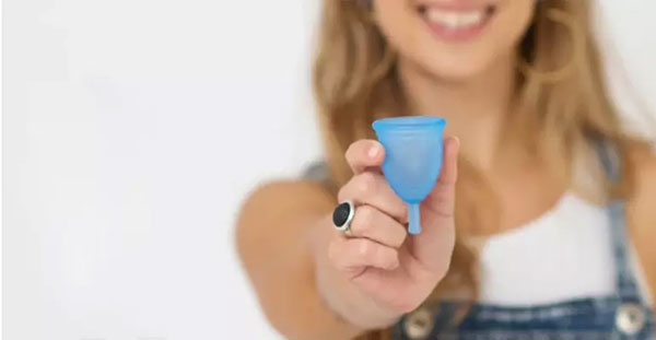Hãy chuẩn bị tâm lý thoải mái khi sử dụng cốc nguyệt san