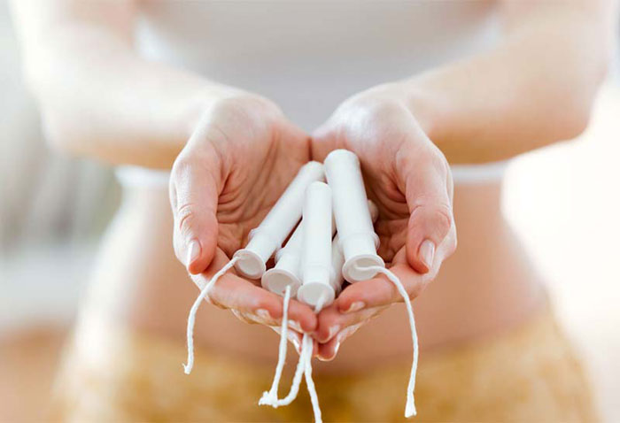 Thay tampon ngay sau khi bơi để bảo vệ “cô bé” tốt nhất