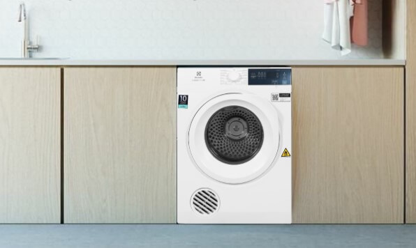 Những lợi ích khi sử dụng máy sấy quần áo cho gia đình