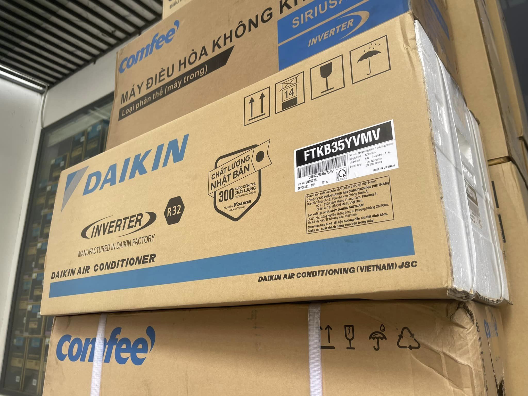 Đánh giá chi tiết về điều hòa Daikin 12000btu FTKB35YVMV