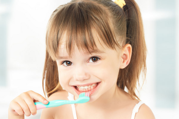 Hướng dẫn sử dụng kem đánh răng Dontodent Junior cho trẻ trên 6 tuổi