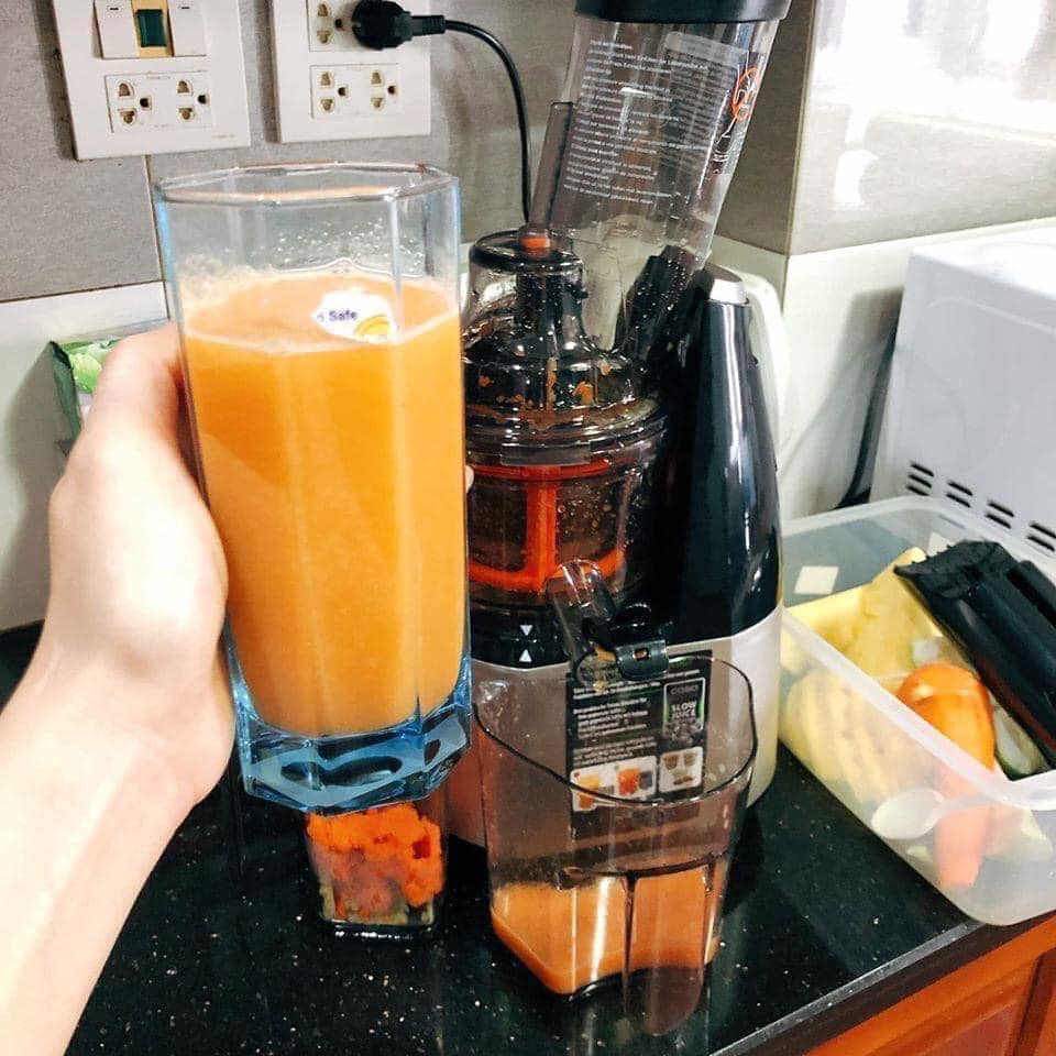 Những câu hỏi thường gặp liên quan đến Máy ép chậm Caso Sjw550