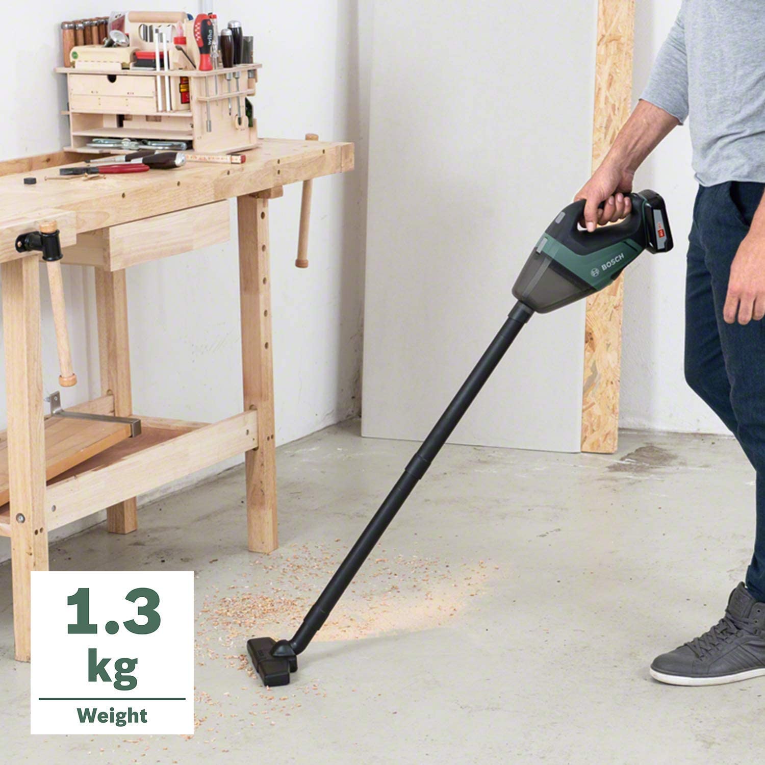 Hút bụi cầm tay BOSCH UNIVERSAL VAC18