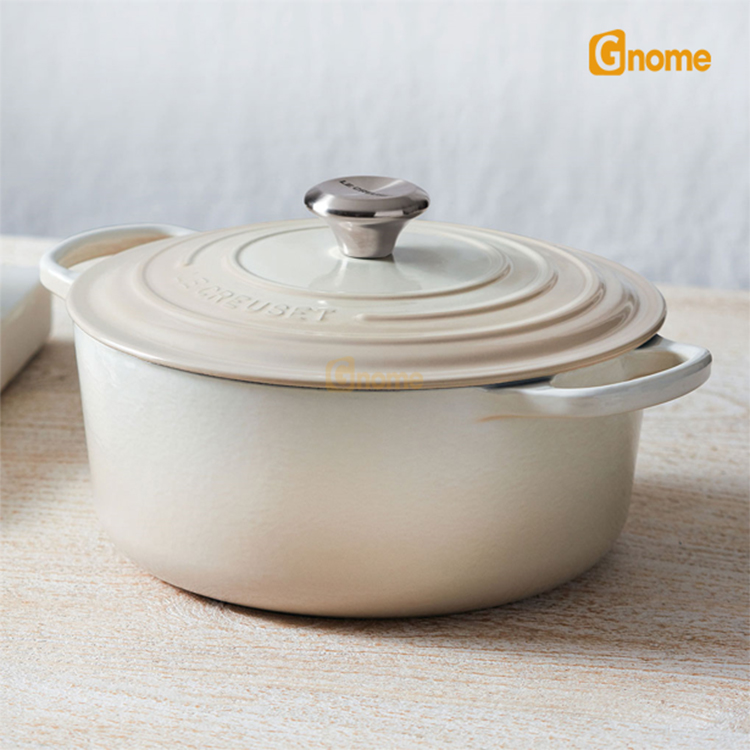 Nồi gang LeCreuset Meringue màu cát 24cm