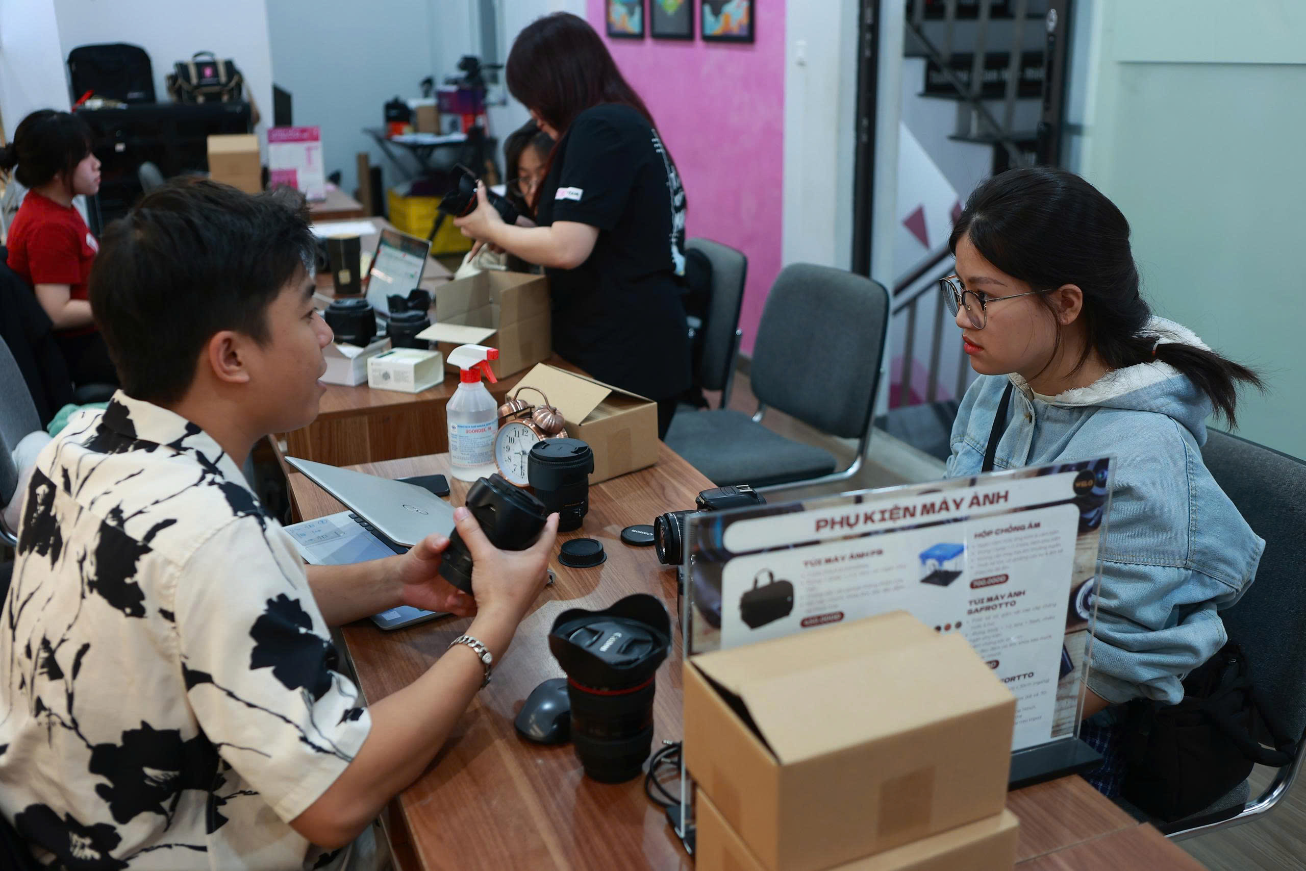 Báo giá thu mua máy ảnh cũ minh bạch tại Hà Nội