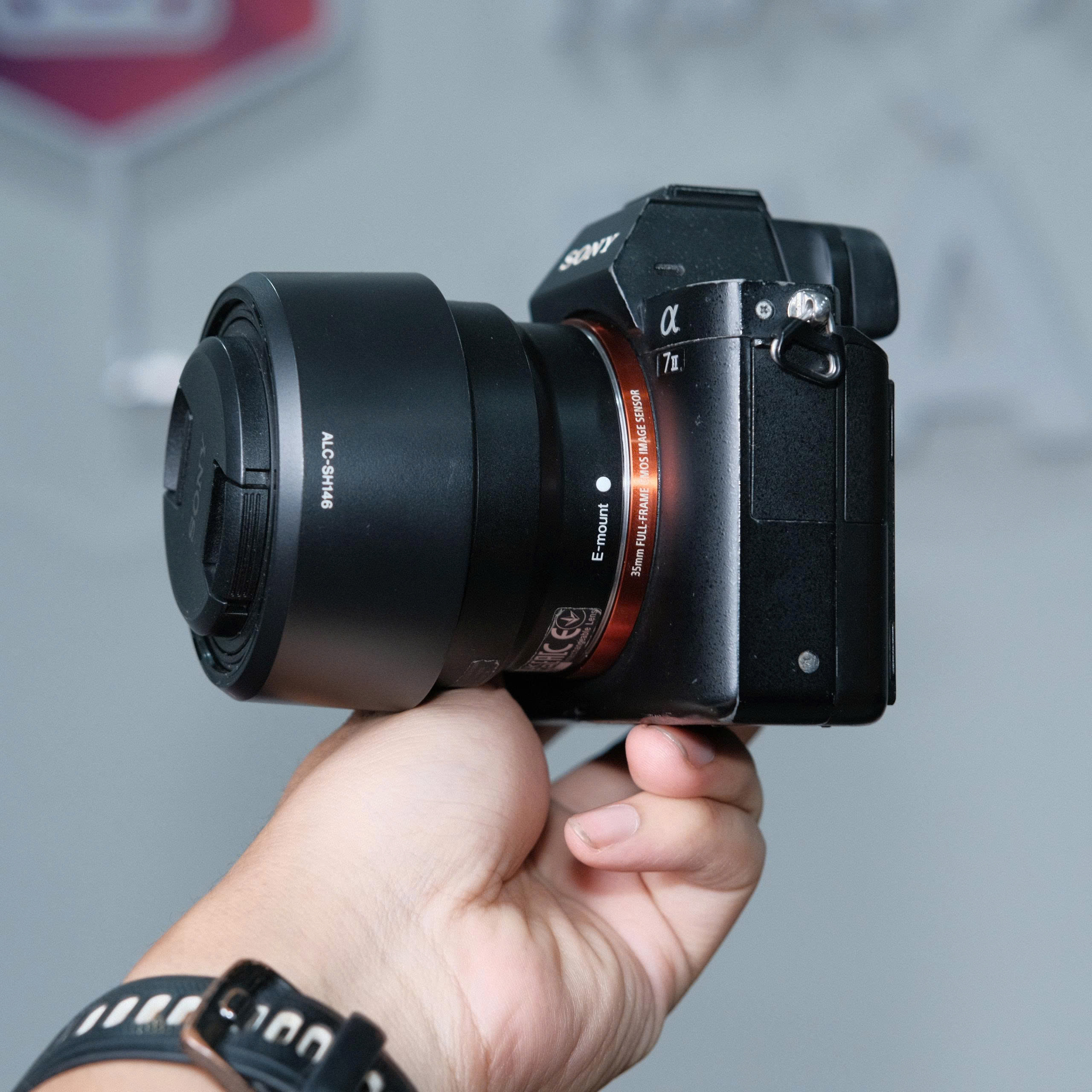Máy Ảnh Sony A7 II (95%) Kèm Ống Kính Sony FE 50mm f/1.8 - Máy Ảnh Cũ Hà Nội