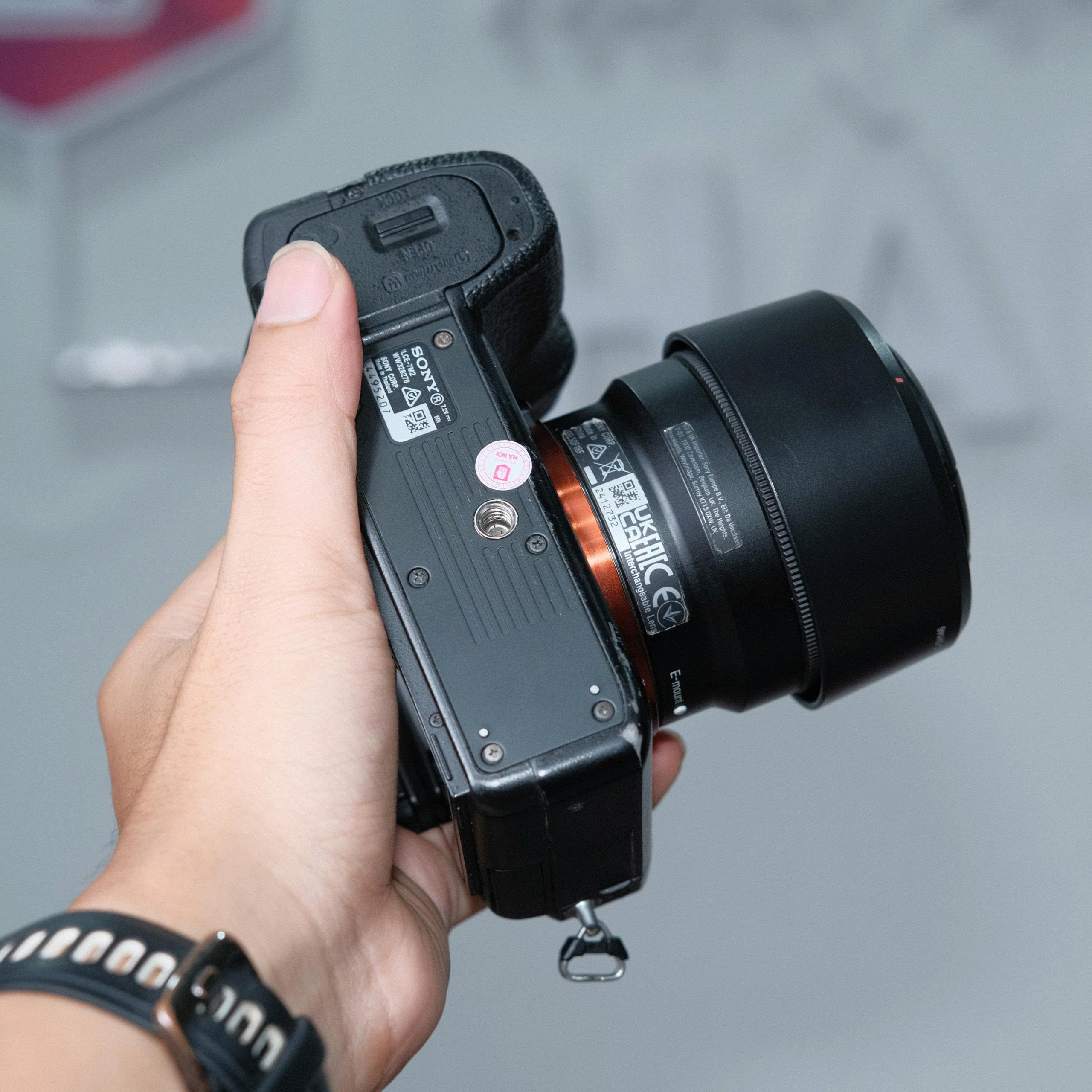 Máy Ảnh Sony A7 II (95%) Kèm Ống Kính Sony FE 50mm f/1.8 - Máy Ảnh Cũ Hà Nội