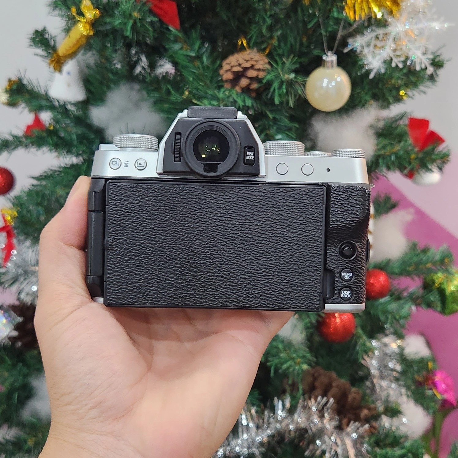 Xt200 + XF 50mm f2 - Combo Fujifilm 20tr chụp chân dung