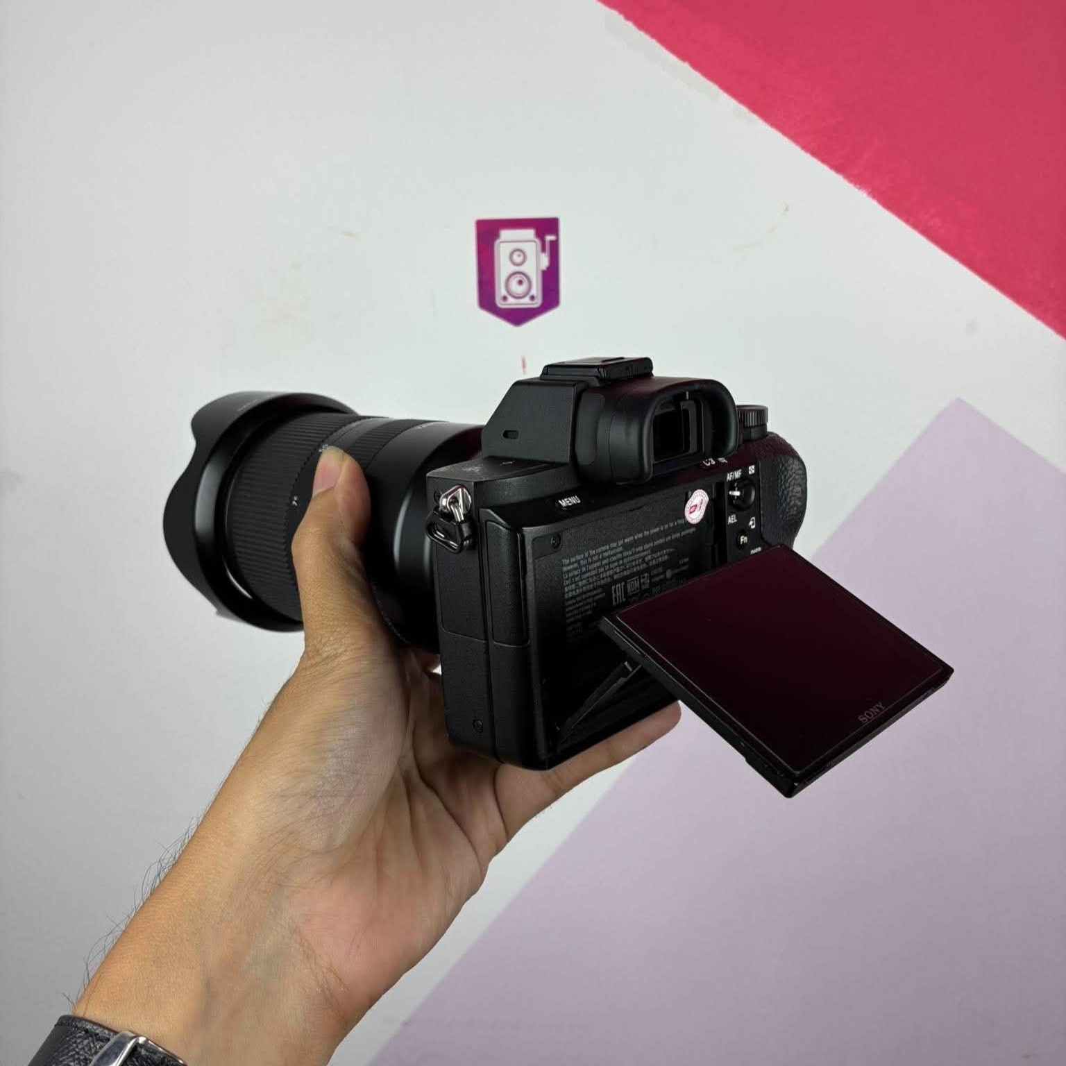 Máy Ảnh Sony A7 II (95%) Kèm Ống Kính Tamron 28-75mm f/2.8 - Máy Ảnh Cũ Hà Nội