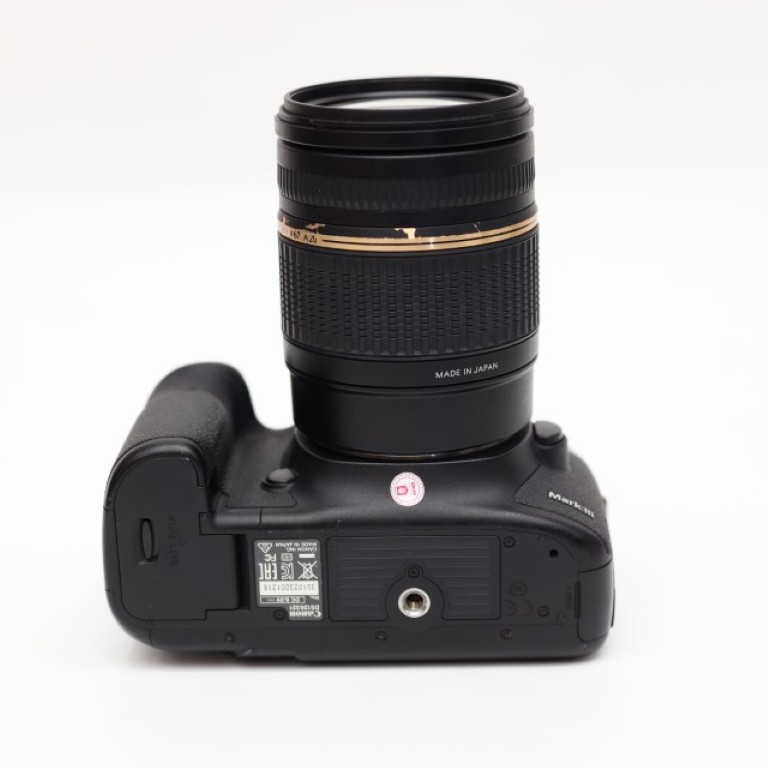 Canon EOS 5D Mark III (95%) + Lens Tamron 28-300mm - Máy Ảnh Cũ Hà Nội