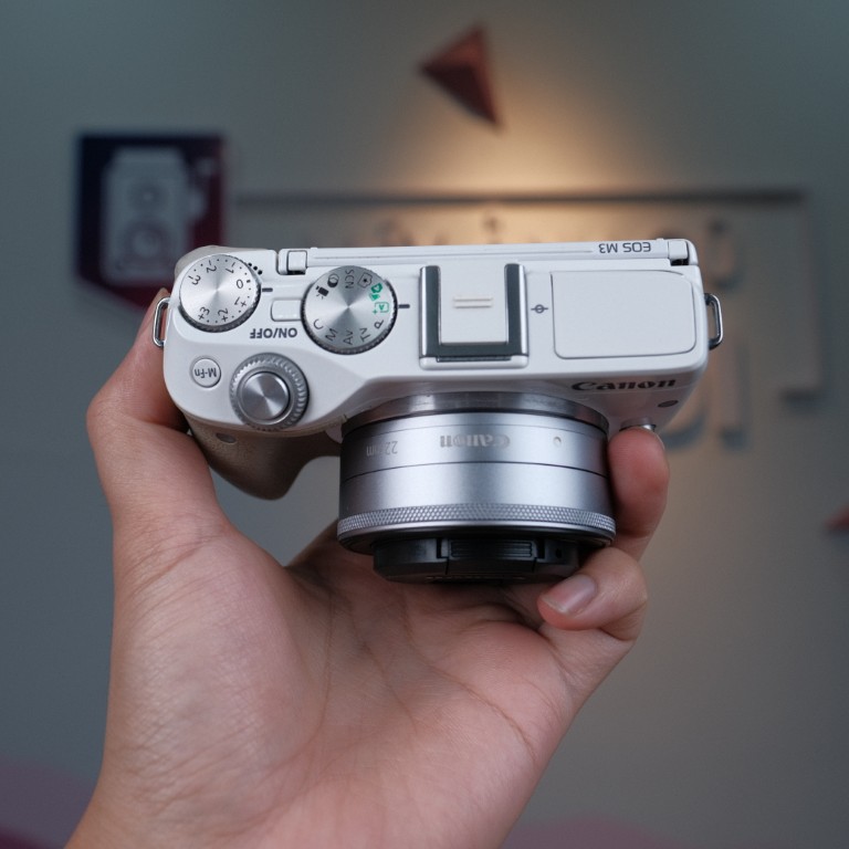 Máy Ảnh Canon EOS M3 (95%) Kèm Ống Kính EF-M 22mm f/2 STM - Máy Ảnh Cũ Hà Nội