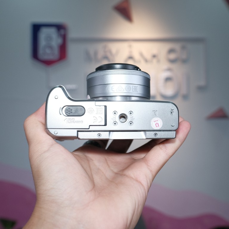 Máy Ảnh Canon EOS M6 (95%) Kèm Ống Kính EF-M 22mm f/2 STM - Máy Ảnh Cũ Hà Nội