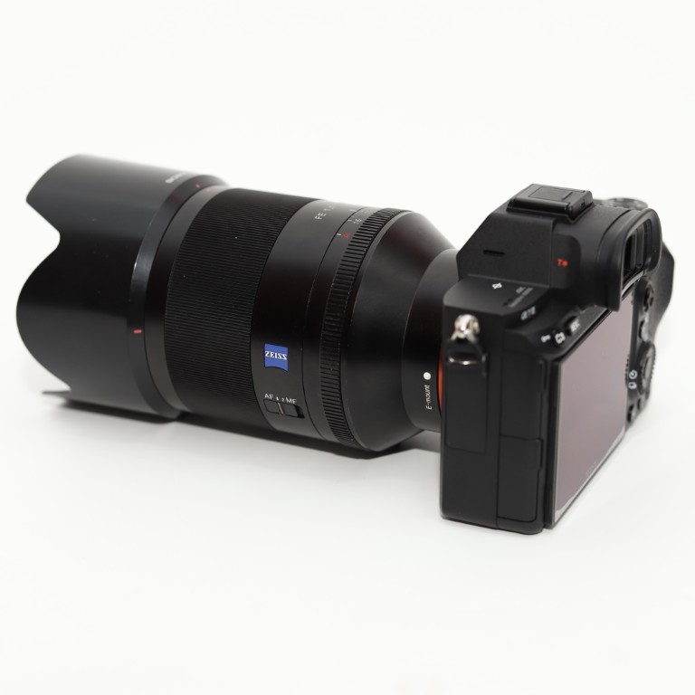 Máy Ảnh Sony A7 III (99%) Kèm Ống Kính Sony FE 50mm f/1.4 ZA - Máy Ảnh Cũ Hà Nội