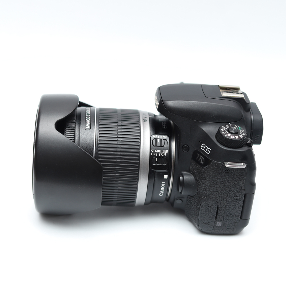 Combo Canon 77D+ Canon EF-S 18-200mm f/3.5-5.6 IS đa dụng, zoom từ nhà đến trường.