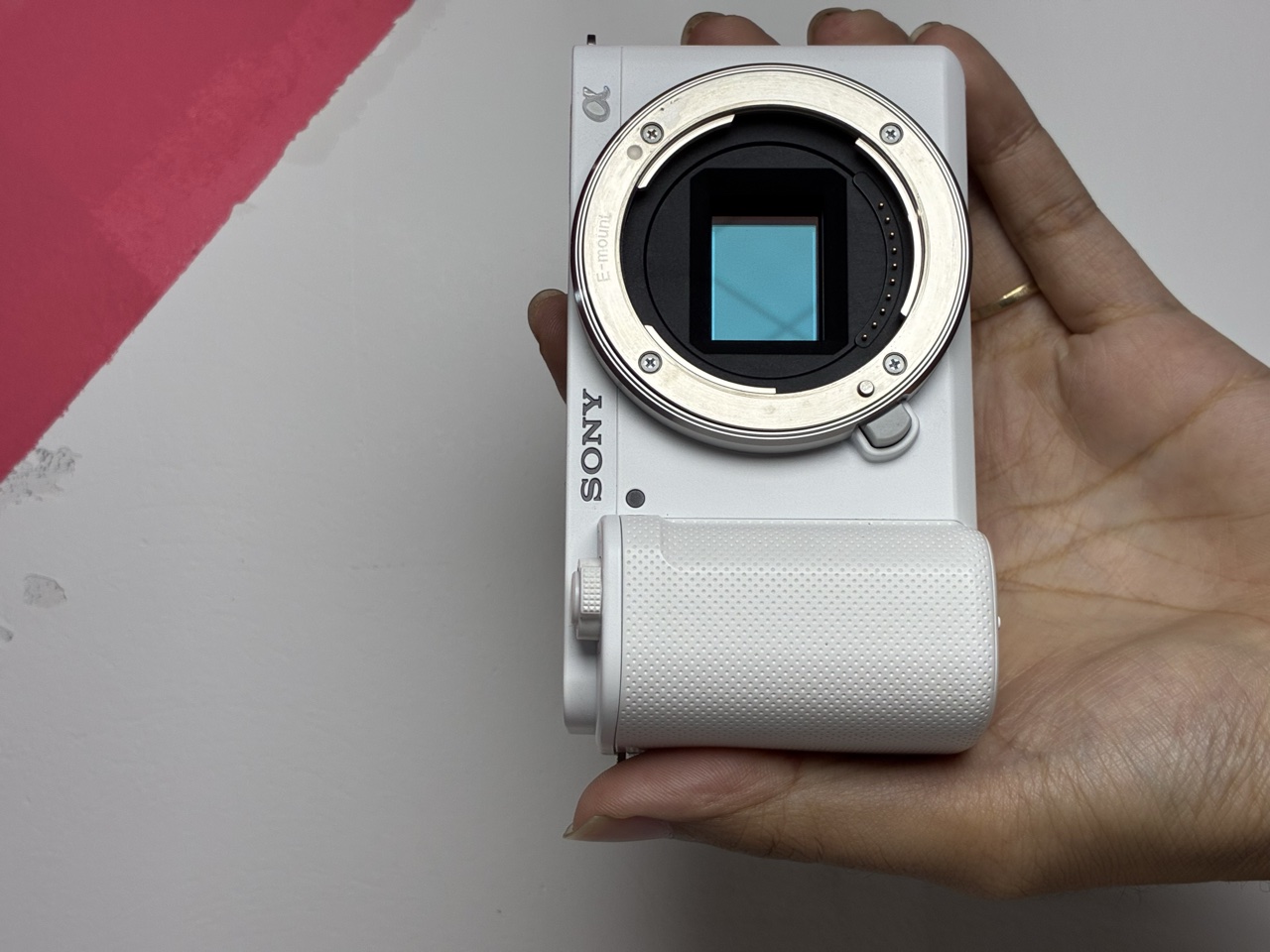 [ĐÃ BÁN] Máy ảnh Sony ZV-E10 cũ 95% – Thân máy, APS-C 24.2MP, quay 4K, màn xoay lật selfie – #317229