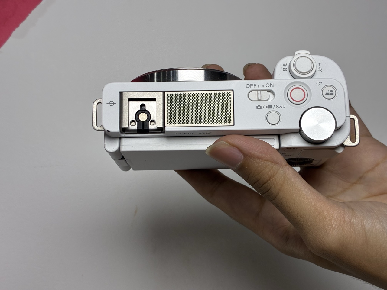 [ĐÃ BÁN] Máy ảnh Sony ZV-E10 cũ 95% – Thân máy, APS-C 24.2MP, quay 4K, màn xoay lật selfie – #317229