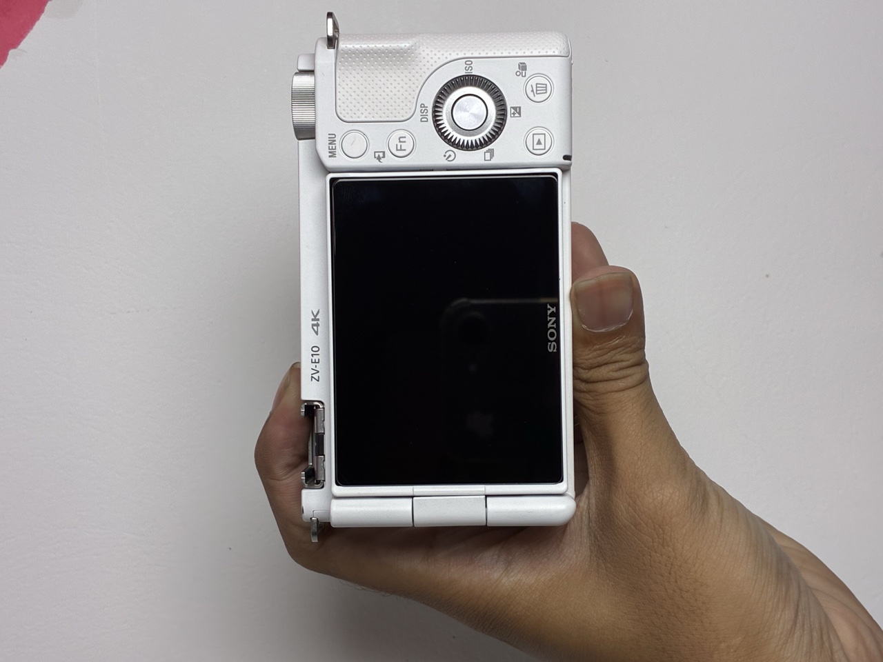 [ĐÃ BÁN] Máy ảnh Sony ZV-E10 cũ 95% – Thân máy, APS-C 24.2MP, quay 4K, màn xoay lật selfie – #317229