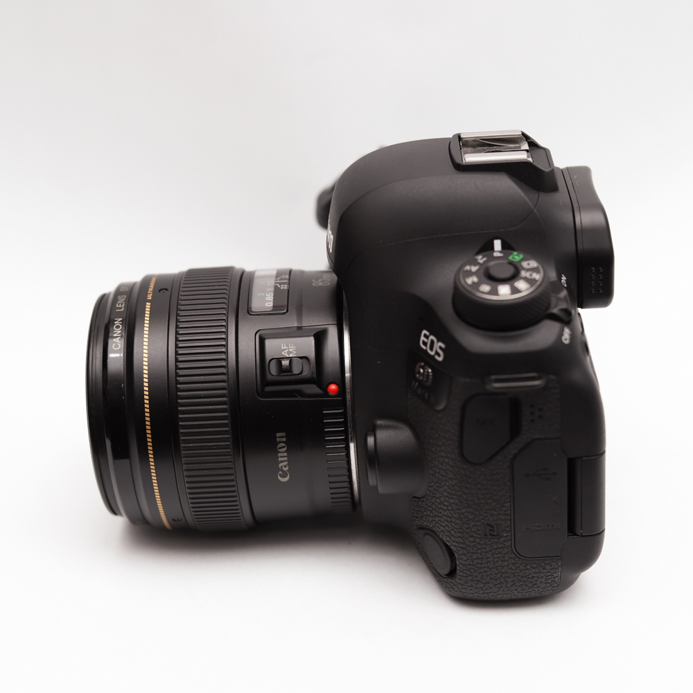 Combo Canon EOS 6D Mark II và Lens 85mm f1.8 USM Cũ - Vua Chân Dung Xóa Phông Giá Tốt