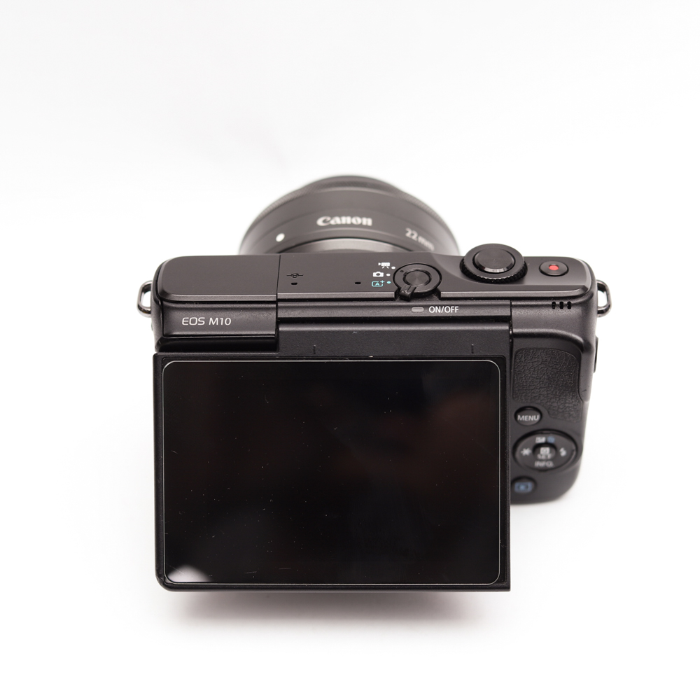 Combo Canon EOS M10 và Lens 22mm f2 Cũ - Bộ Máy Chụp Cafe, Dạo Phố Hoàn Hảo