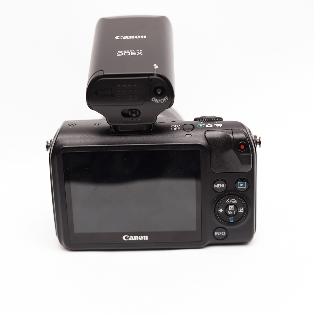 Combo Canon EOS M và Lens 15-45mm Cũ - Máy Ảnh Nhỏ Gọn Giá Rẻ Nhất