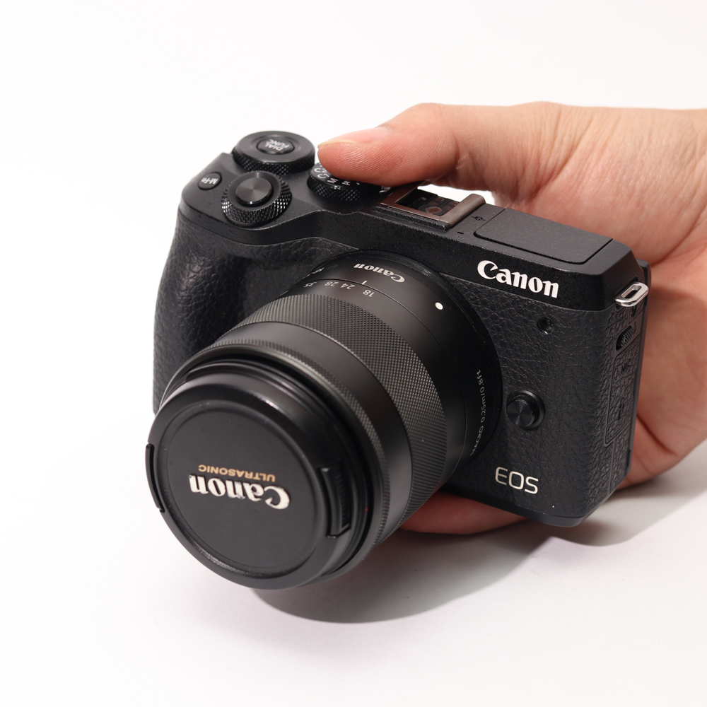 Canon M6 Mark II+ Canon EF-M 18-55mm f3.5-5.6 IS STM nhỏ gọn, đa dụng, công nghệ cao.