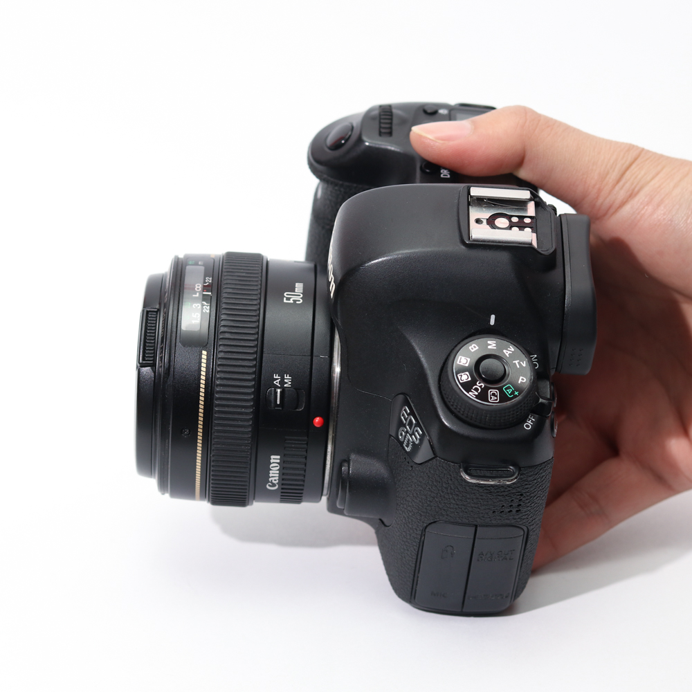 Combo Canon 6D+ Canon 50mm f1.4 USM chụp chân dung bán chuyên