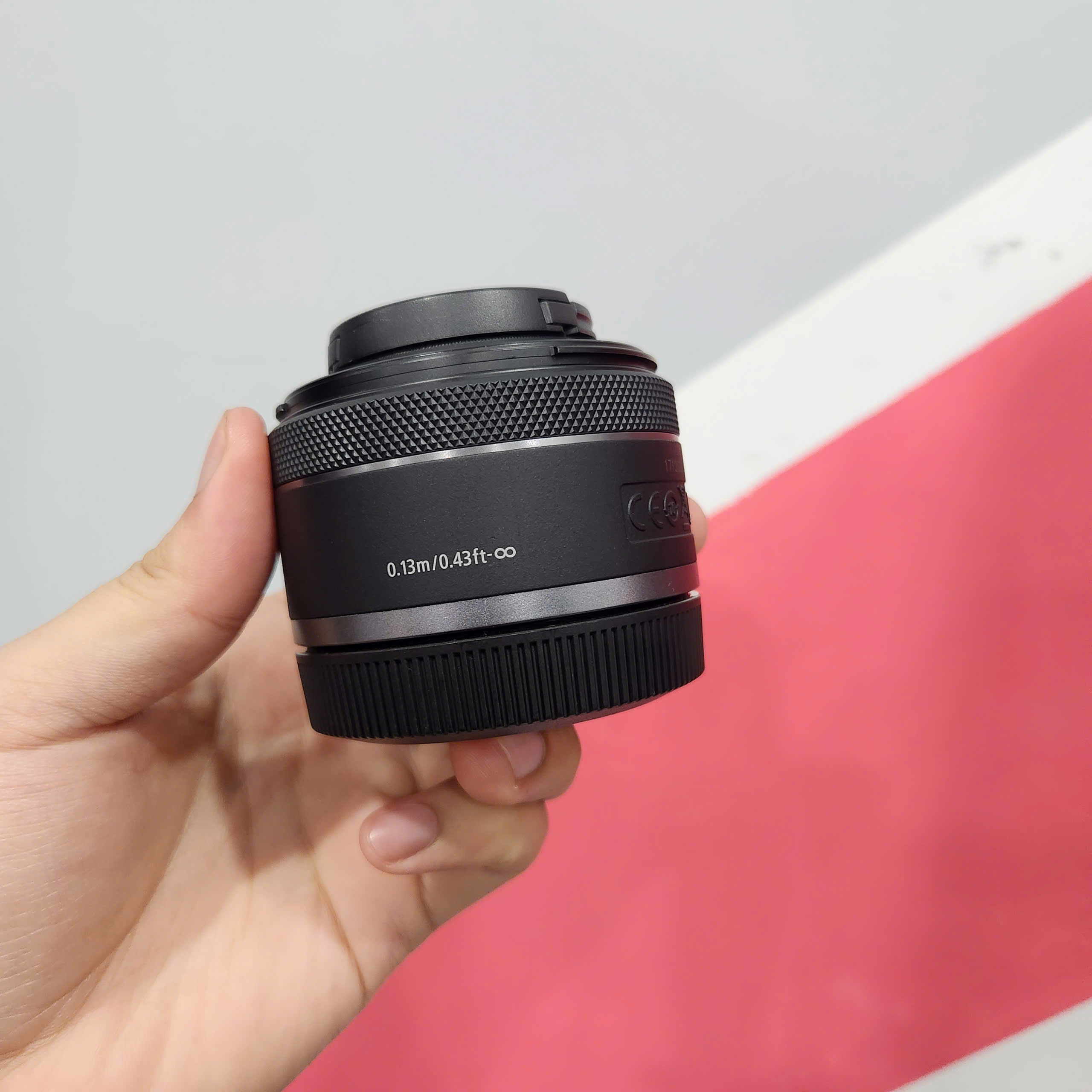Canon RF 16mm f/2.8 STM (Used)