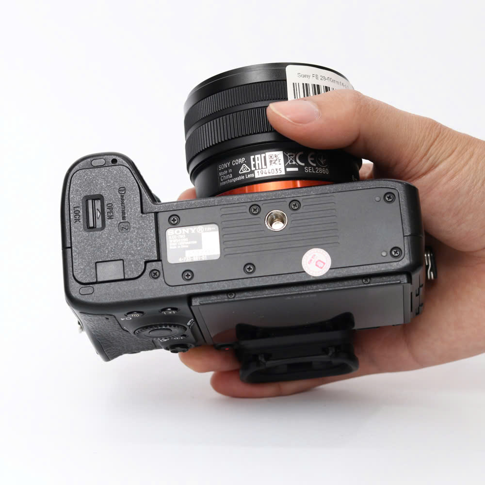 Combo Sony A7 Mark III+ Sony 28-60mm OSS chuyên nghiệp, đa dụng, dễ tiếp cận