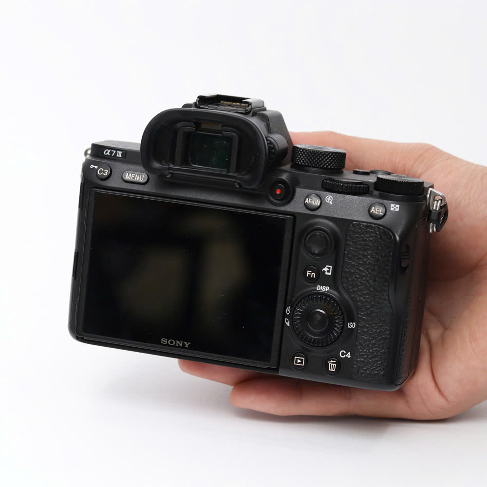 Combo Sony A7 Mark III+ Sony 28-60mm OSS chuyên nghiệp, đa dụng, dễ tiếp cận