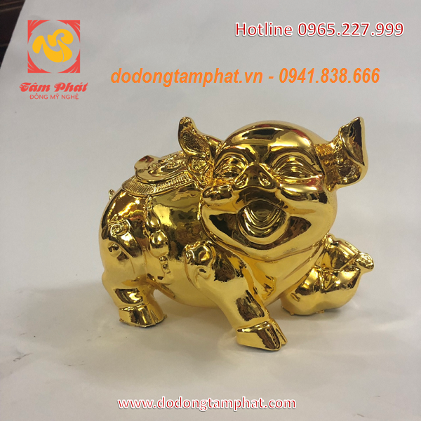 Tượng heo mang nhiều ý nghĩa may mắn. 