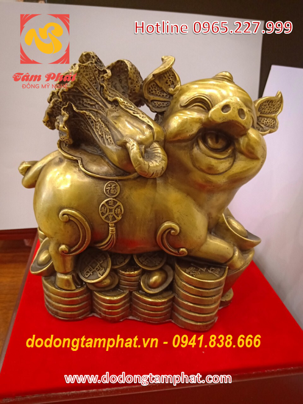 Tượng heo bằng đồng cao cấp.