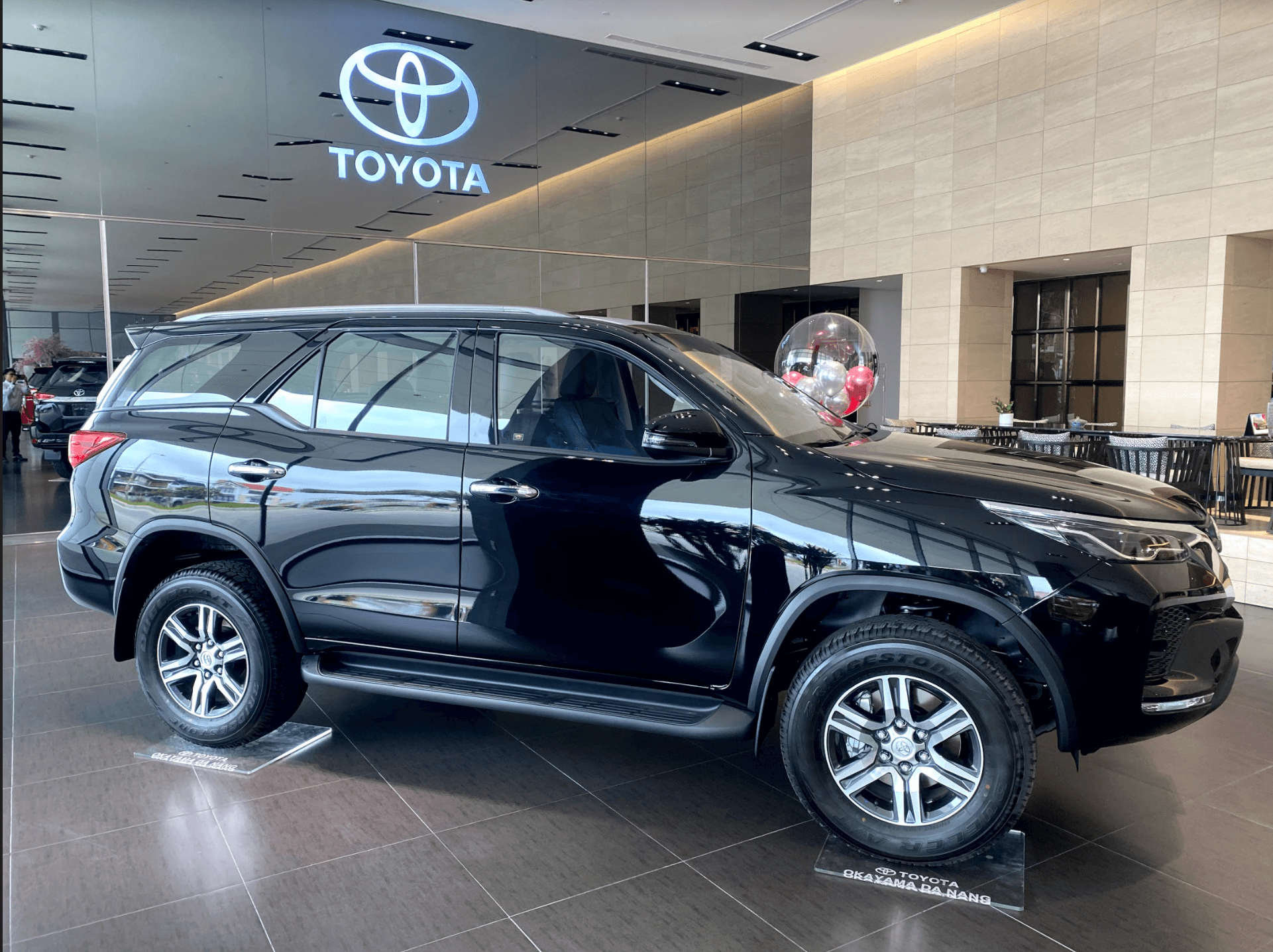 Mẫu new toyota fortuner 2020 có phiên abnr máy dầu với mức giá bán cạnh tranh