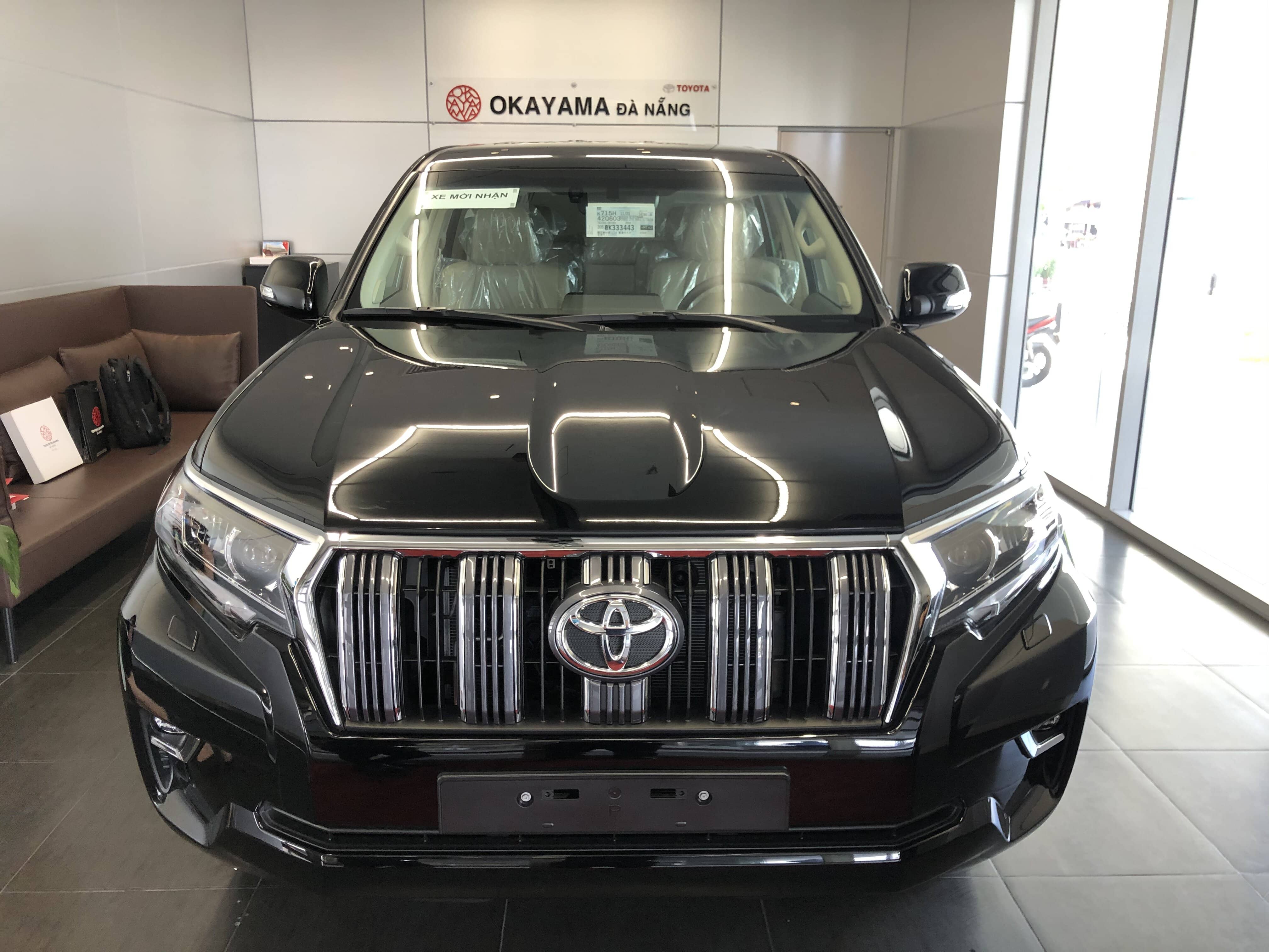 Mẫu xe toyota land cruiser prado 2020