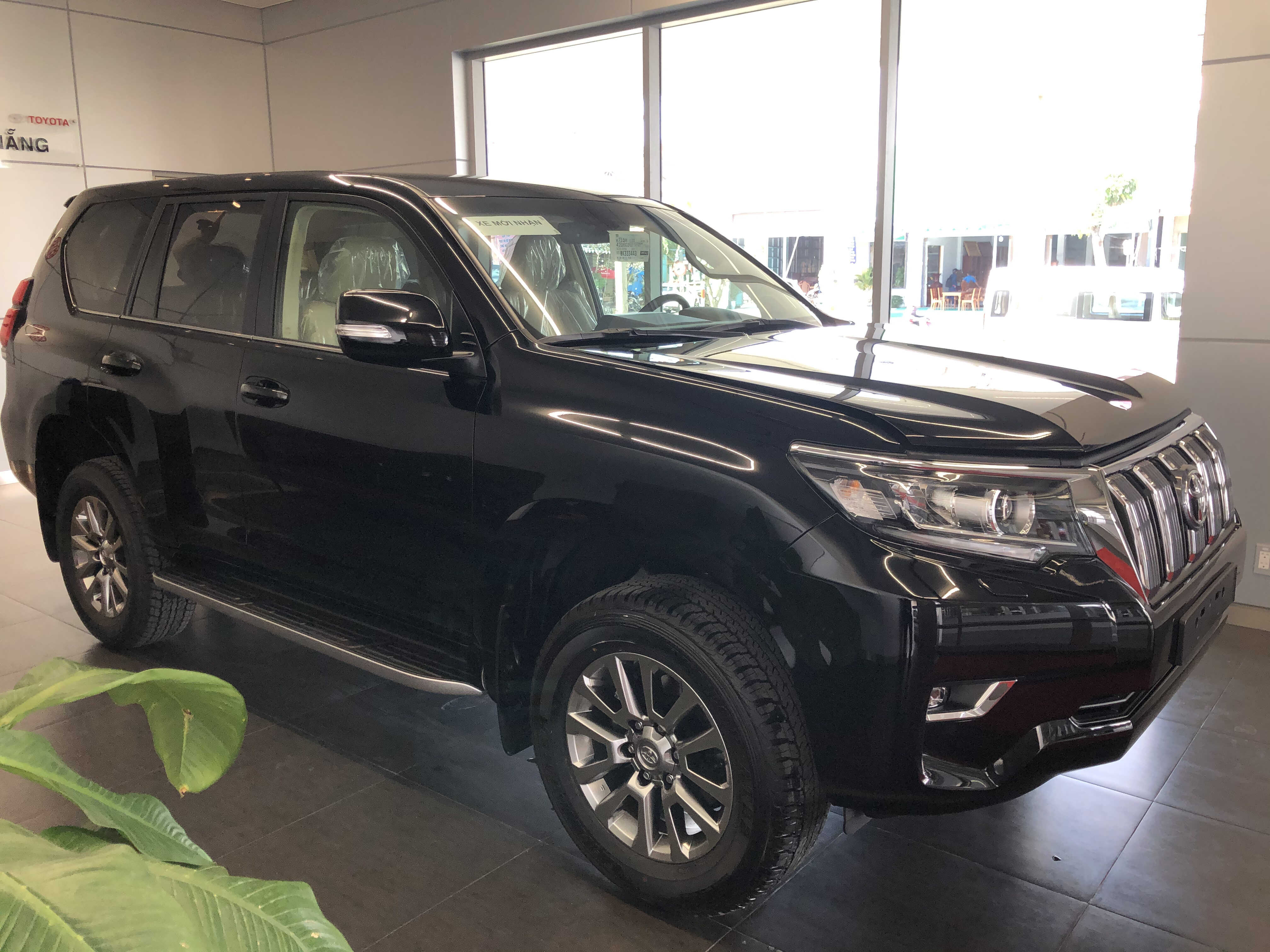 With an impressive appearance, modern interior, and comfort, the price of a toyota prado is quite high