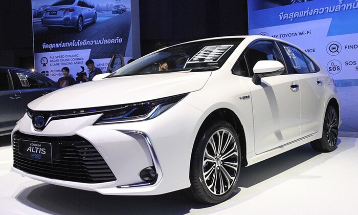 Giá xe Toyota Corolla Altis Đà Nẵng