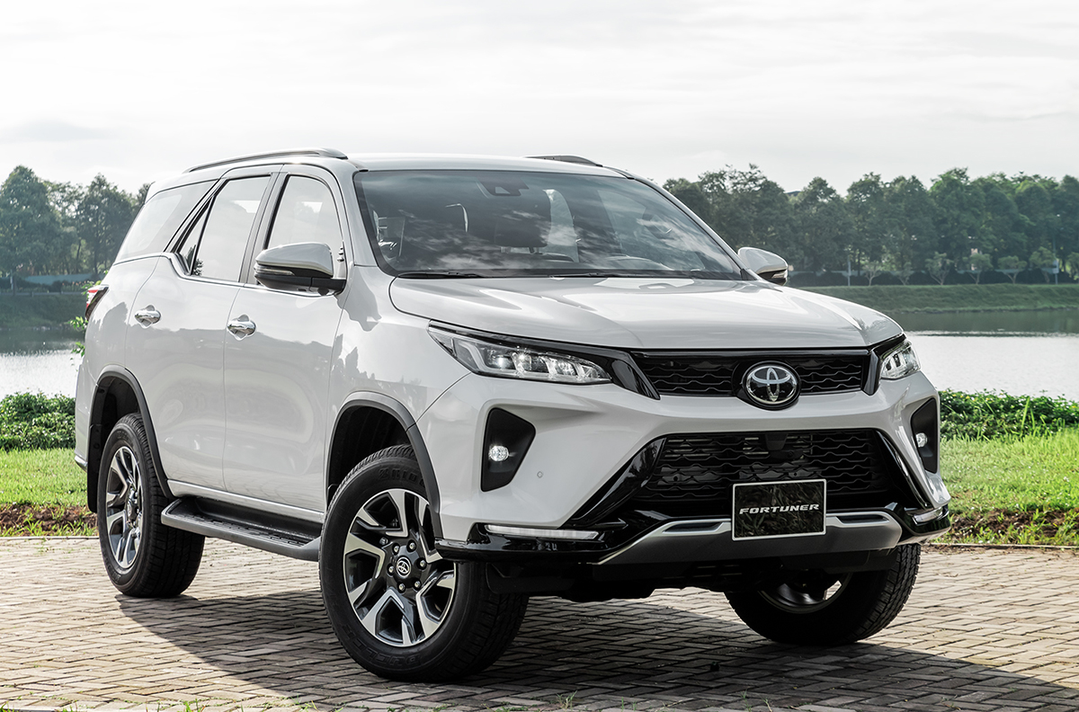 Mẫu xe ô tô dưới 1 tỷ Toyota Fortuner