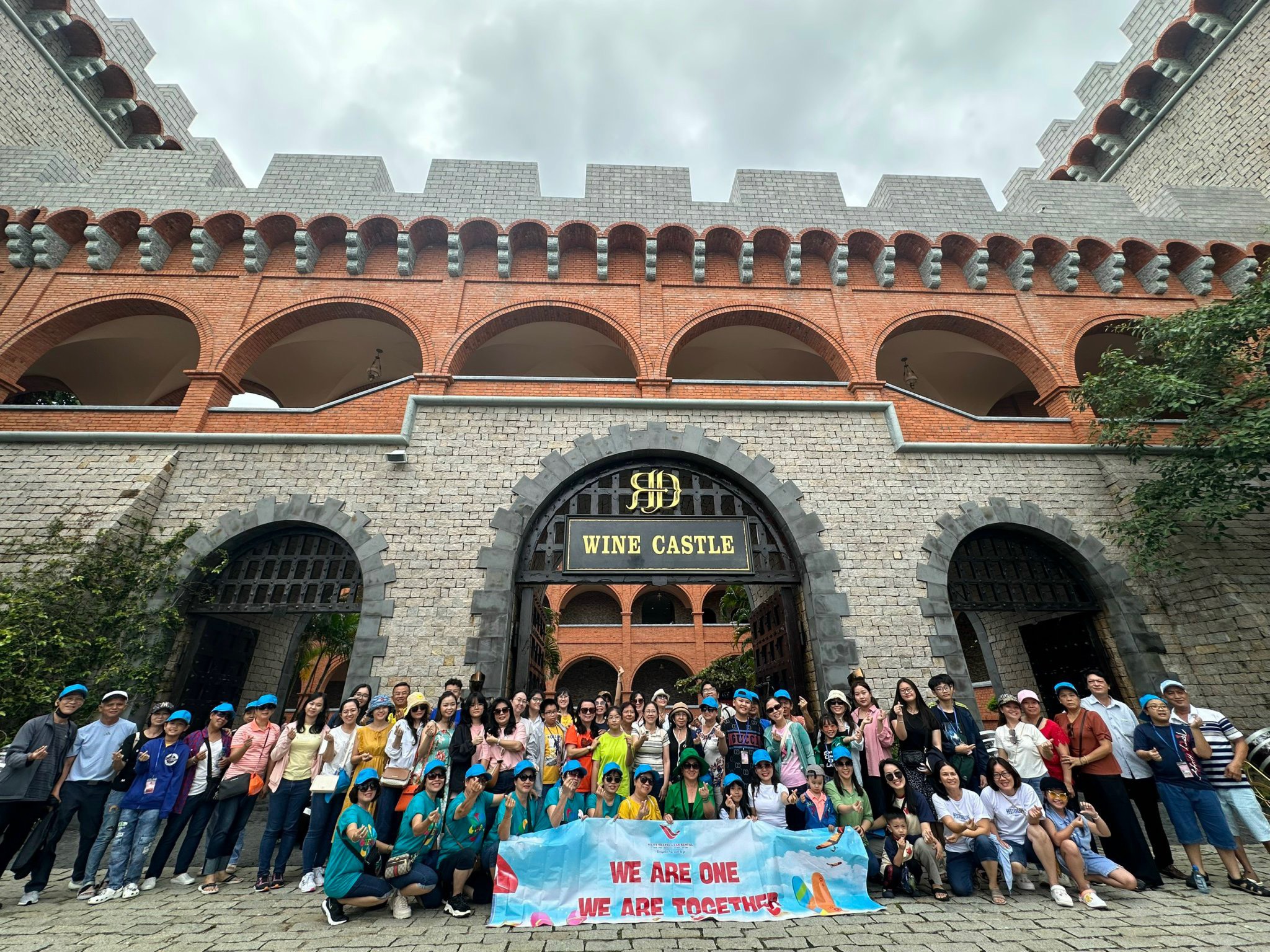 HÀNH TRÌNH “KẾT NỐI YÊU THƯƠNG” CÙNG TRƯỜNG TIỂU HỌC NGUYỄN THÁI SƠN