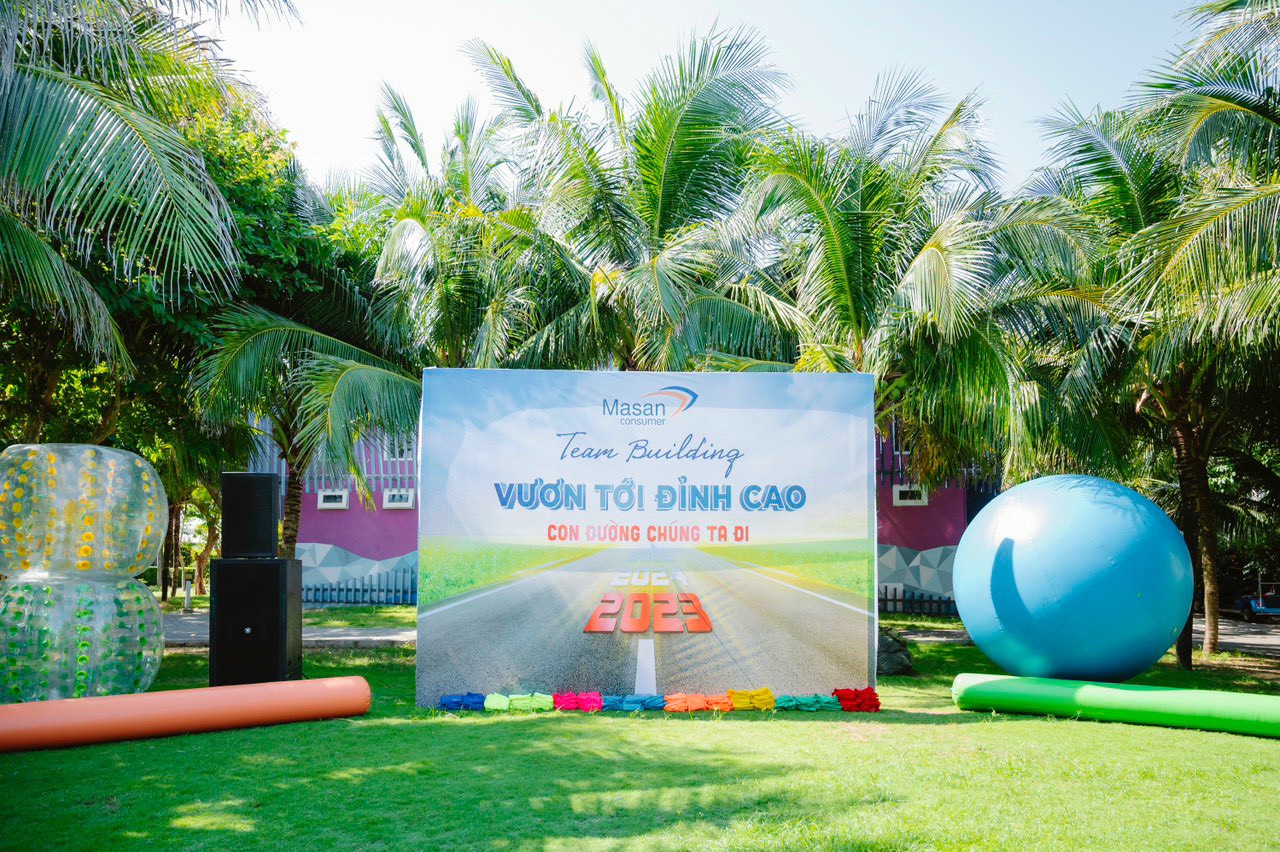 team-building-2023-vuon-toi-dinh-cao-con-duong-chung-ta-di