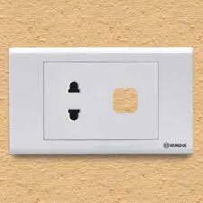 Sino - Mặt 1 lỗ 1 ổ 2 chấu S18UX