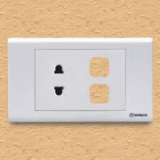 Sino - Mặt 2 lỗ 1 ổ 2 chấu S18UXX