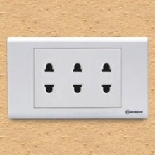 Sino - Mặt 3 ổ 2 chấu S18U3