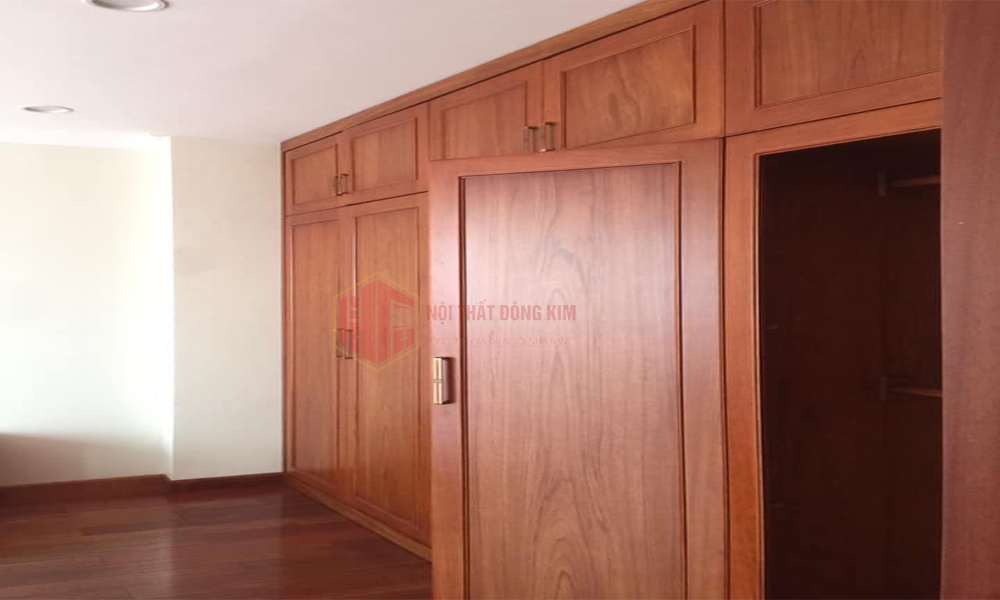 Tủ bếp gỗ gõ Đỏ TBGD 013