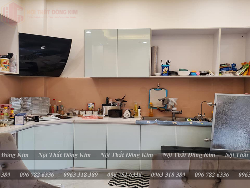 Tủ Bếp Cánh Kính Cường Lực Cao Cấp 03
