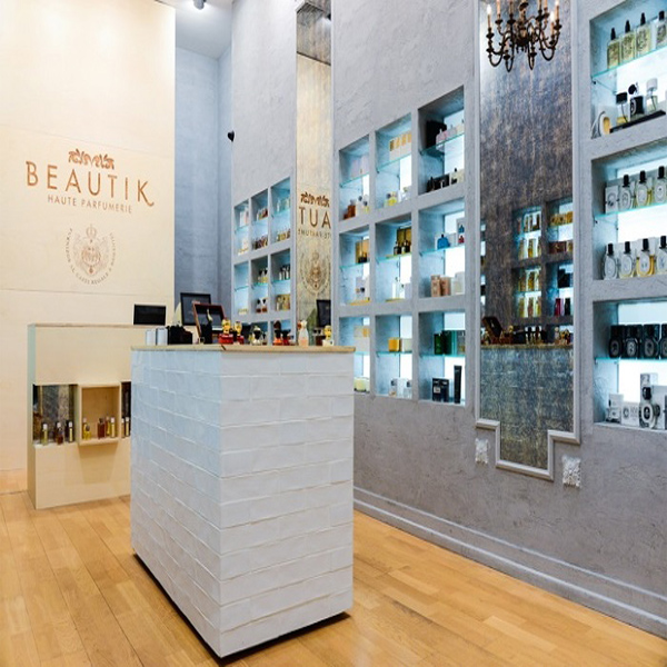 Thiết kế shop mỹ phẩm 04