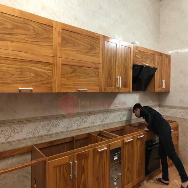 Tủ bếp gỗ sồi Mỹ TBSM 013