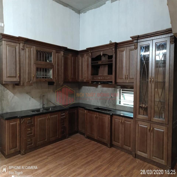 Tủ bếp gỗ sồi Nga TBSN 011
