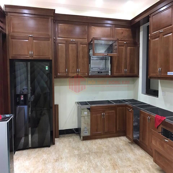 Tủ bếp gỗ sồi Nga TBSN 010